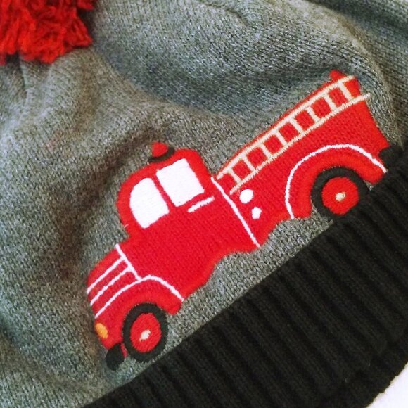 NWT 2016 Gymboree Knit Beanie Cap Unisex Boy 12-24mos Firetruck PomPom Cotton - Picture 5 of 13